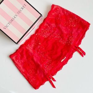 LARGE Victoria’s Secret red vintage garter skirt panty